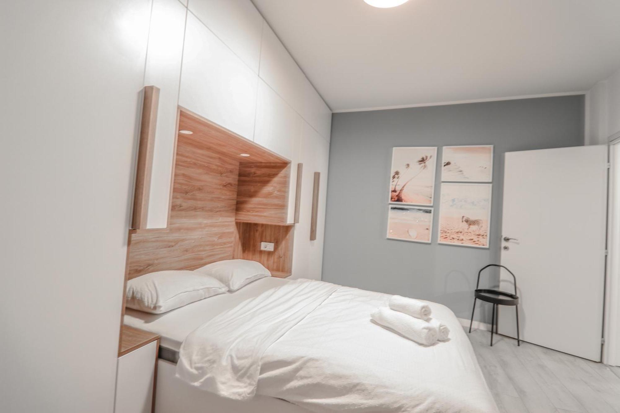 Piata Romana, Two Bedrooms Apartment Bucareste Exterior foto